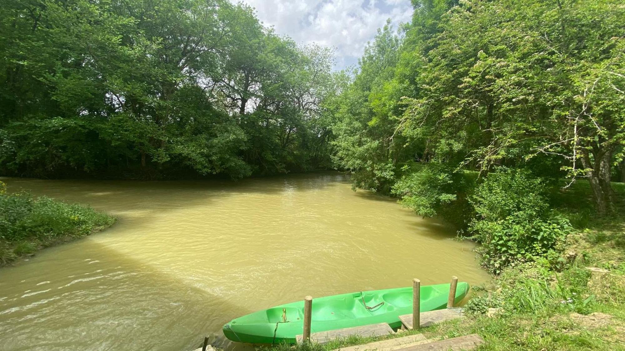 Gite Le Moulin Samsara Homps  Екстер'єр фото